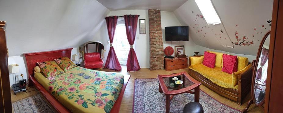 Chez Aurelia - Chambres & Table D'Hotes La Couture-Boussey Room photo