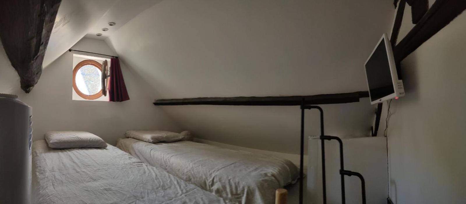 Chez Aurelia - Chambres & Table D'Hotes La Couture-Boussey Room photo